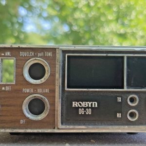 FRONT FACEPLATE FOR ROBYN DG-30 MOBILE CB RADIO