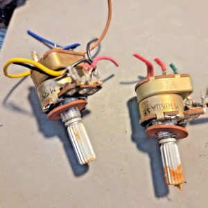 SET OF POTS FOR ROBYN SX-007 MOBILE CB RADIO