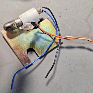 BACK LIGHT FIXTURE W/ BRACKET FOR THE KRIS 23 BASE STATION CB RADIO