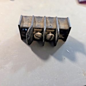 COBRA 148 GTL REAR PANEL DC POWER BLOCK (2 TERMINAL) FOR THE MOBILE CB RADIO