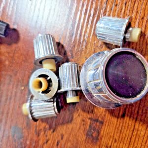 ROYCE 625 - NICE SET OF KNOBS (COMPLETE) FOR BASE STATION RADIO
