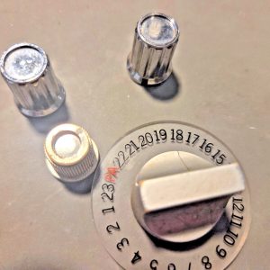 COMPLETE SET OF KNOBS FOR HY-GAIN VII MOBILE CB RADIO