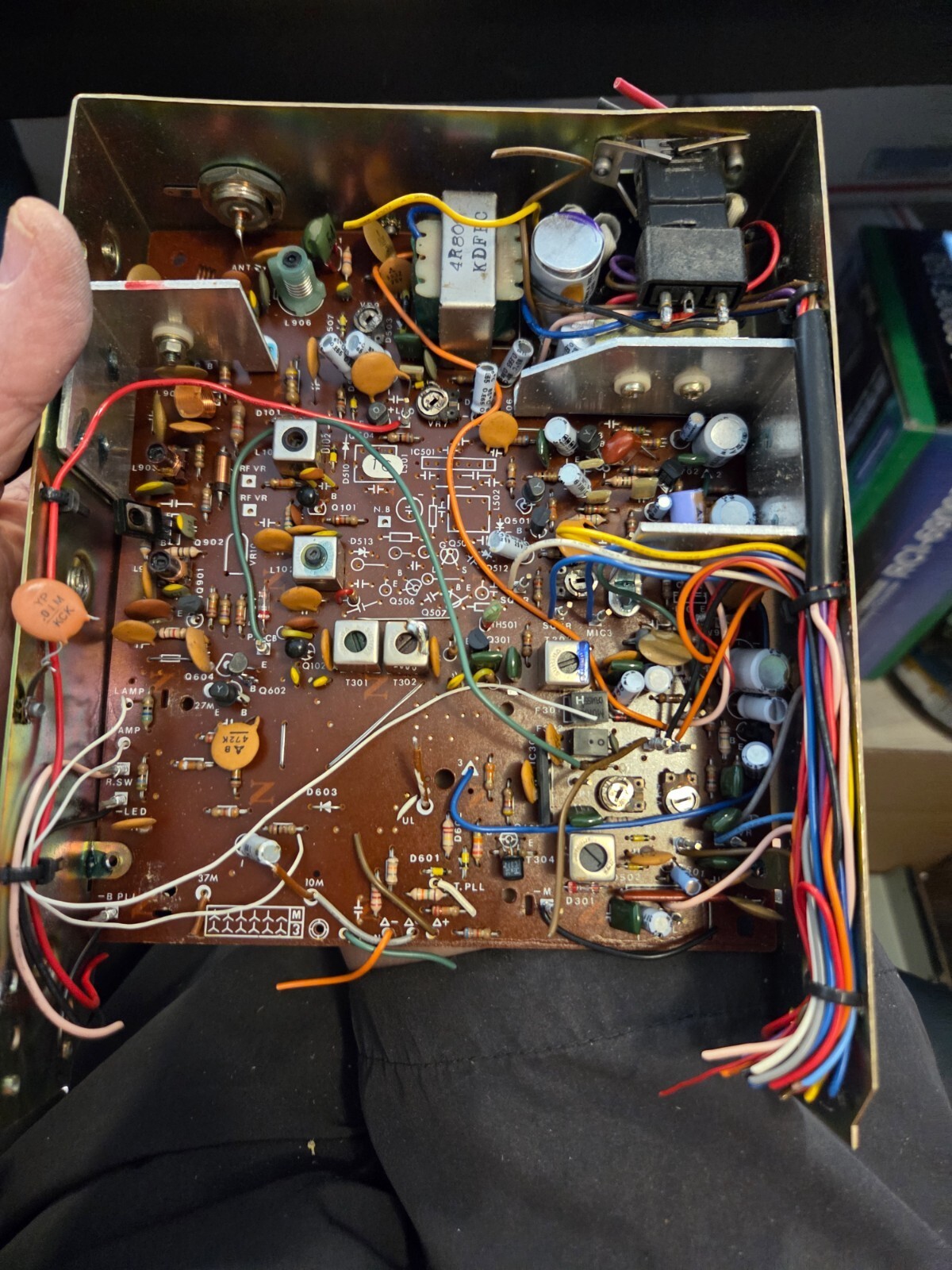 General Electric GE 3-5810A Main Circuit Board Chassis and Channel Selector