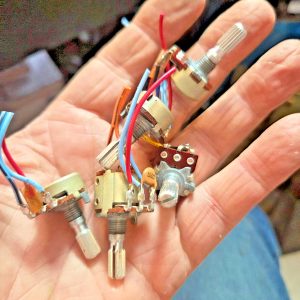 Set of pots for the SEARS ROADTALKER 40 MOBILE CB RADIO