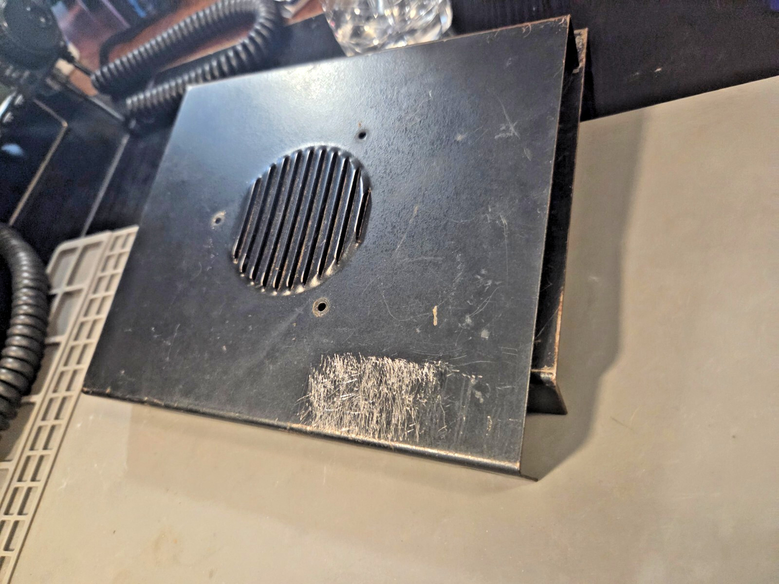 TOP/BOTTOM COVER FOR HY-GAIN VII MOBILE CB RADIO