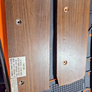 NICE WOODGRAIN SIDES AND TOP (BLACK), GREAT SHAPE FOR THE CRAIG MODEL 4201 BASE