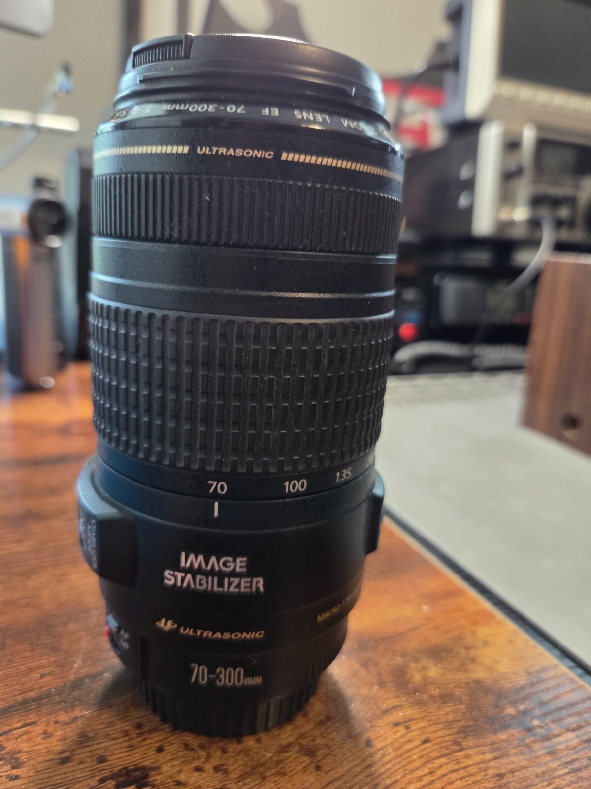 CANON EOS60D & TONS OF ACCESSORIES. - Image 4