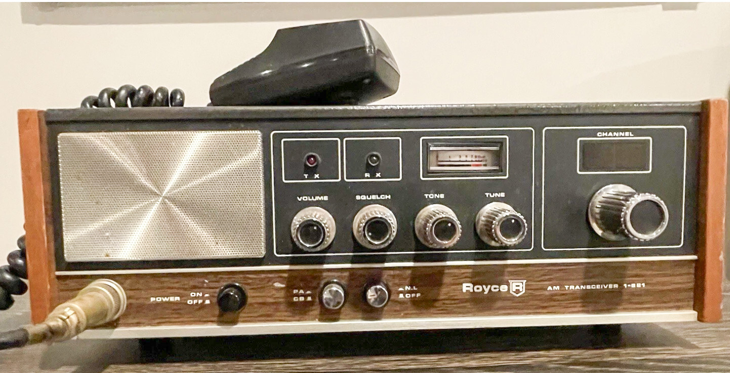 FRONT PANEL PUSH BUTTONS FOR THE ROYCE 1-621 BASE STATION CB RADIO