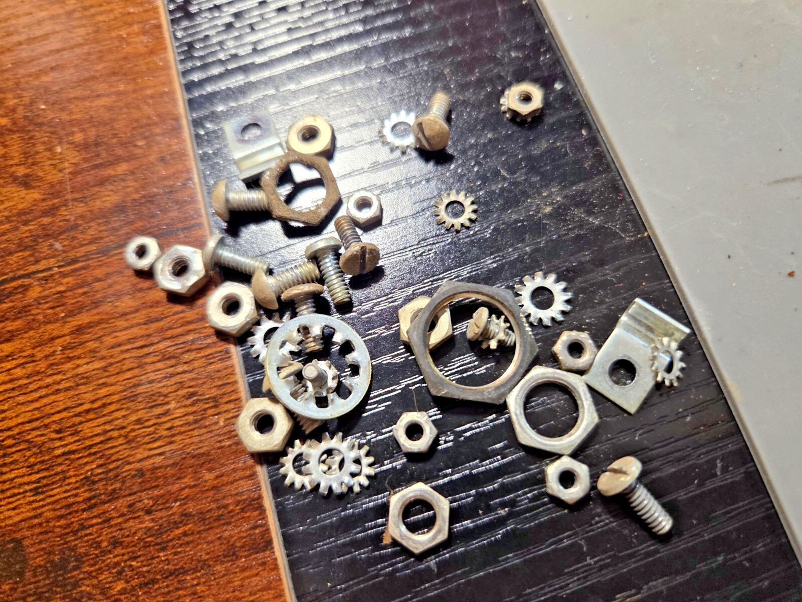 COMPLETE SET OF FLATHEAD SCREWS, BOLTS, ETC FOR BROWNING SR-27