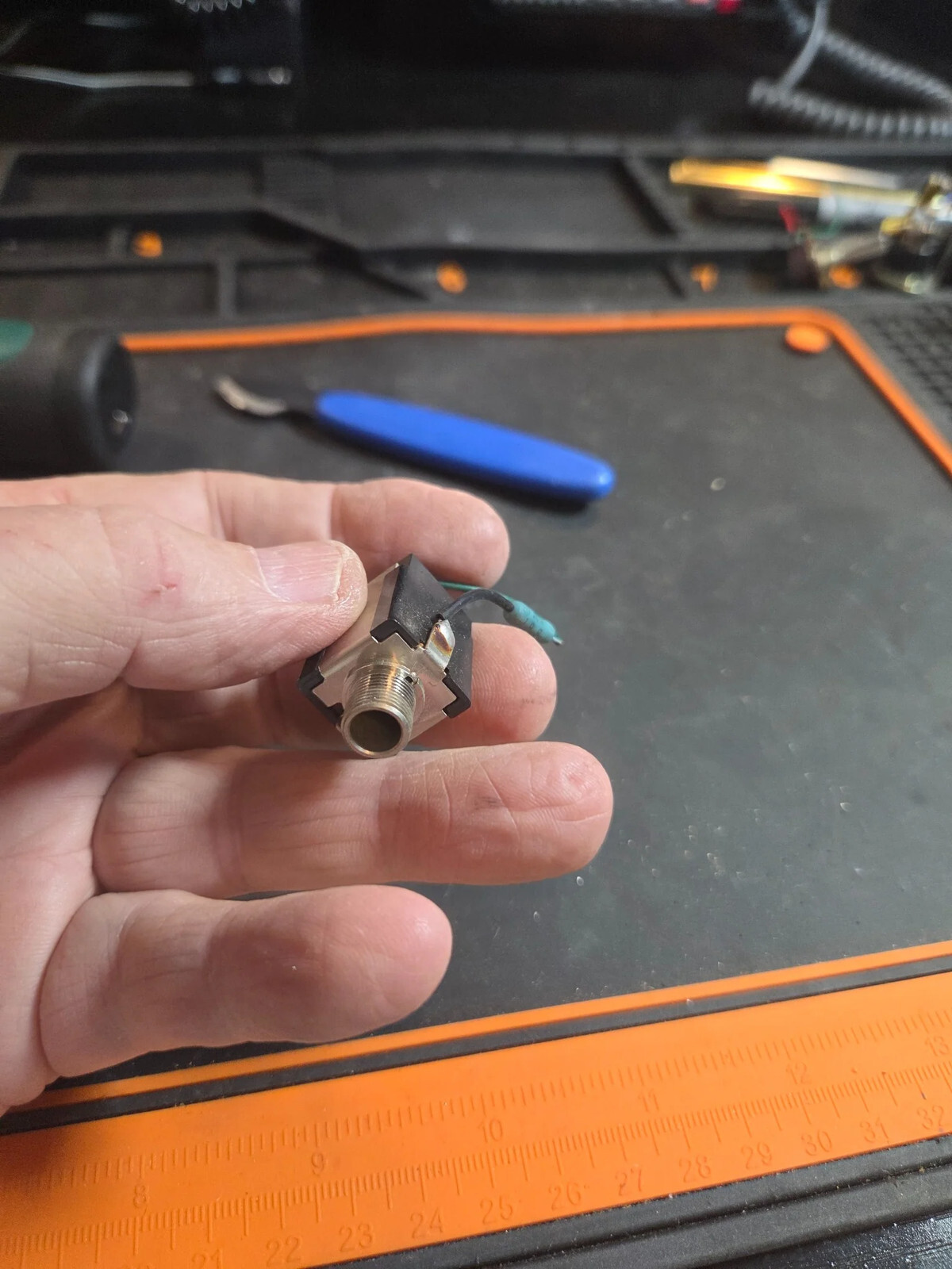 Lafayette Telsat 925B Threaded Panel-Mount Jack 1/4" Headphone
