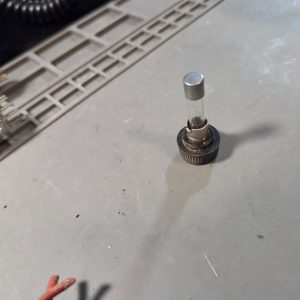 AC FUSE HOLDER AND FUSE FOR BROWNING SR-27 BASE STATION CB RADIO