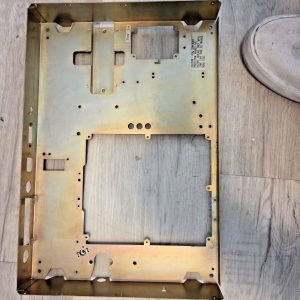 HY-GAIN VIII ALL METAL BOTTOM ENCLOSURE FOR BASE STATION CB RADIO