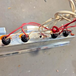 HY-GAIN LIGHTING BAR W/ BULBS (FOR TWIN METERS) ON HYGAIN VIII BASE STATION CB