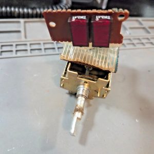 CHANNEL TUNER MECHANISM/ELECTRONICS FOR BROWNING SABRE MOBILE CB RADIO