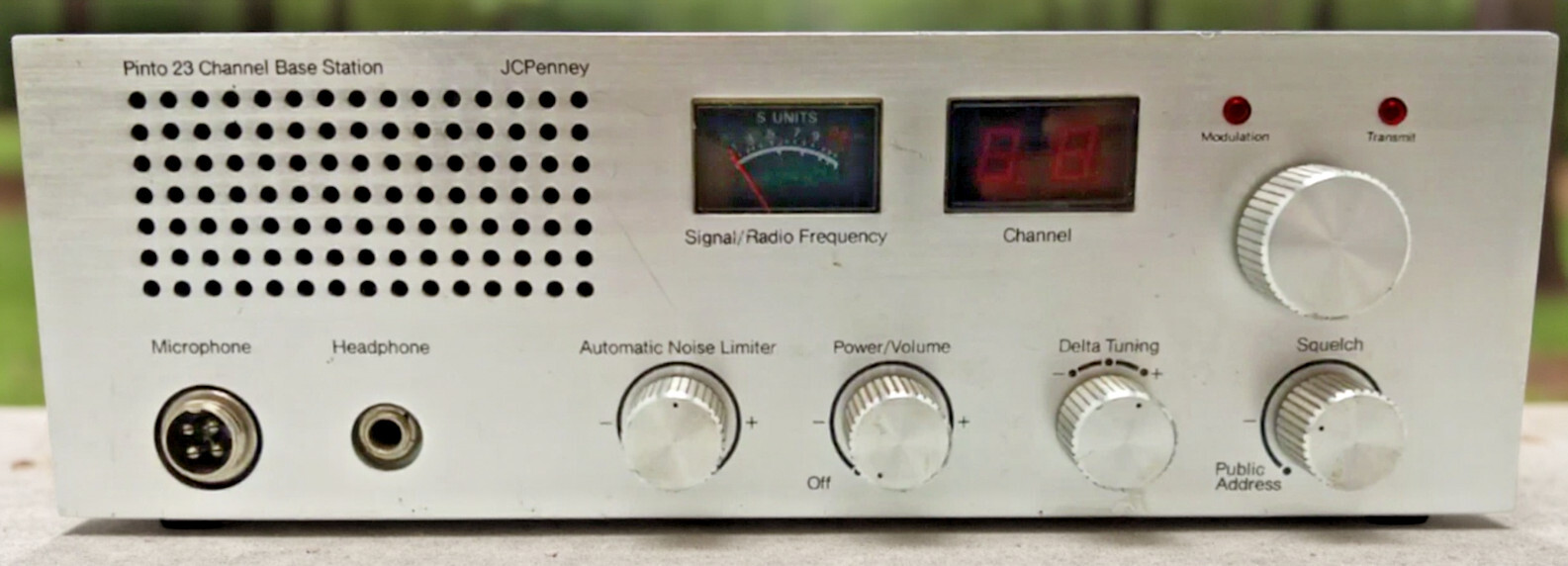 NICE SET OF SILVER KNOBS (LARGE) FOR J.C. PENNEY PINTO 23 BASE STATION CB RADIO - Image 2