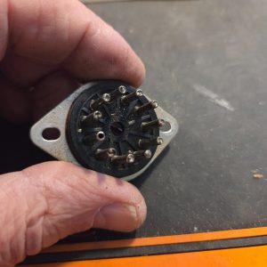LAFFAYETTE TELSAT SSB 25 CB -- POWER CONNECTOR ONLY