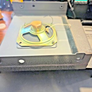 GREAT SHAPE TOP/BOTTOM COVER W/ WORKING SPEAKER FOR ROBYN SX-102B MOBILE CB RADI