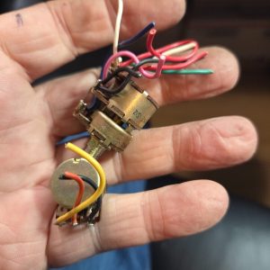 Realistic TRC-422 Rotary Controls Potentiometer Lot