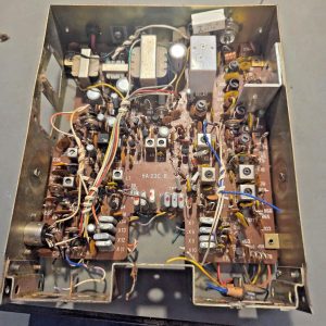 MAIN BOARD FOR SURVEYOR 2400 MOBILE CB RADIO (UNTESTED BUT POWERS UP)