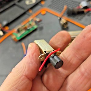 hard to find push button power (on/off mechanical) from a midland 863b base
