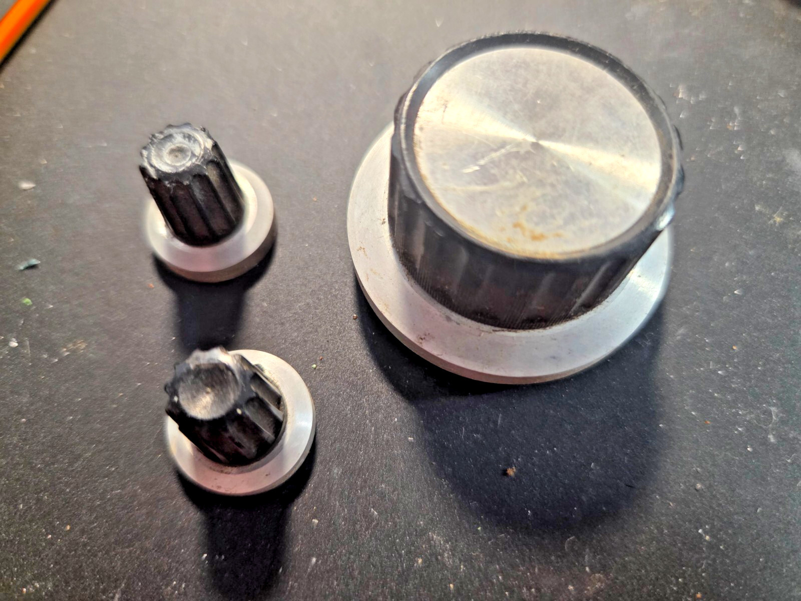 MONTGOMERY WARD MODEL 775 CHANNEL CHANGER KNOB, LED READOUT & ASSEMBLY CB RADIO